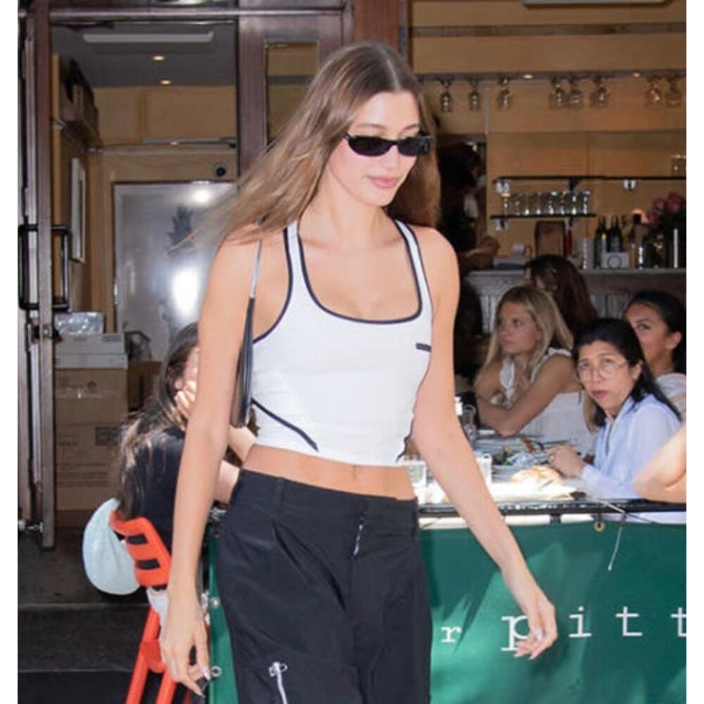 Hyein Seo Contrast Trim Tank Top White/Black Athletic Cutout (Brand Size 2)